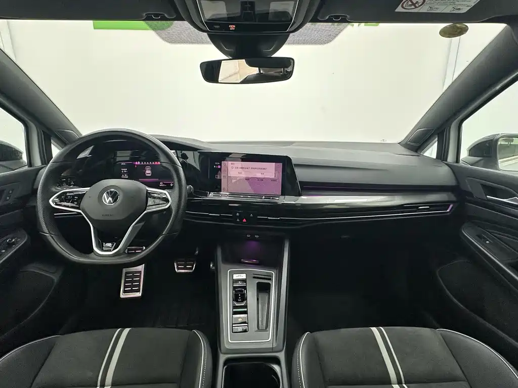 Volkswagen Golf — миниатюра 12