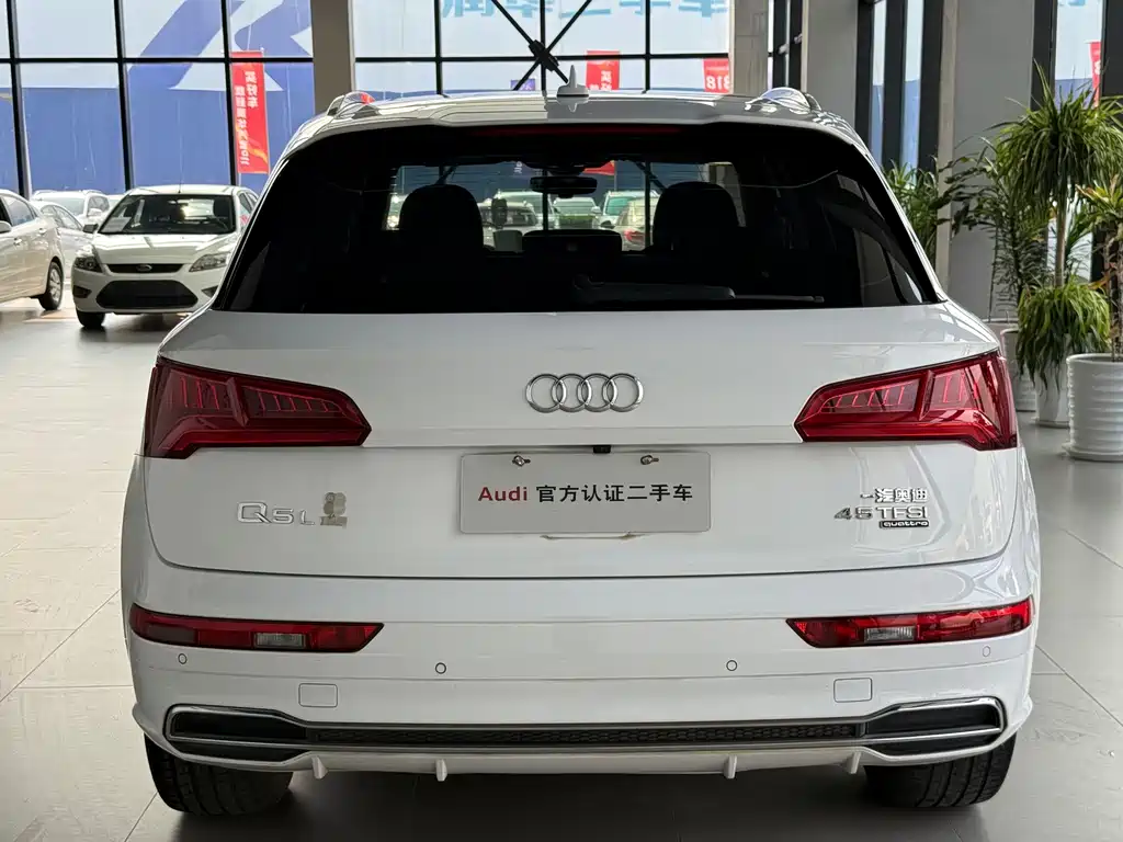 Audi Q5L — миниатюра 4