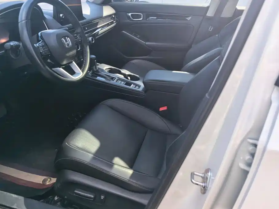 Honda Civic — миниатюра 9