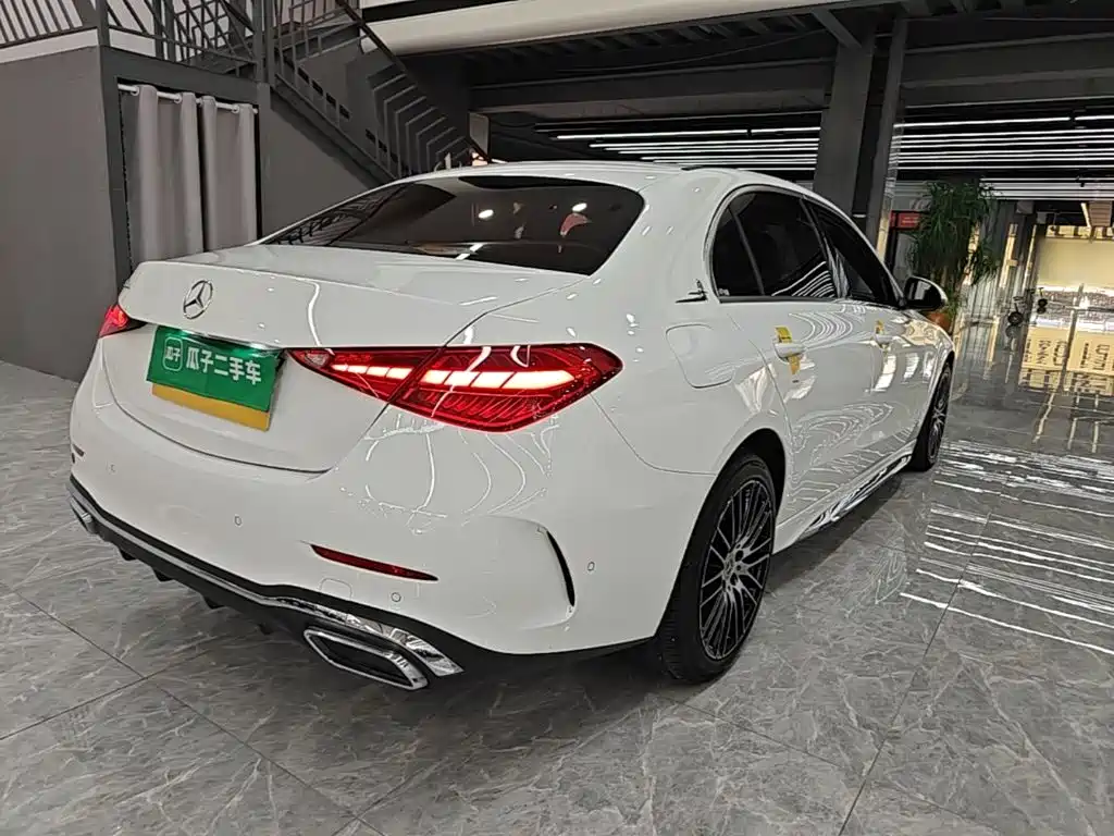 Mercedes-Benz C-Class — миниатюра 7