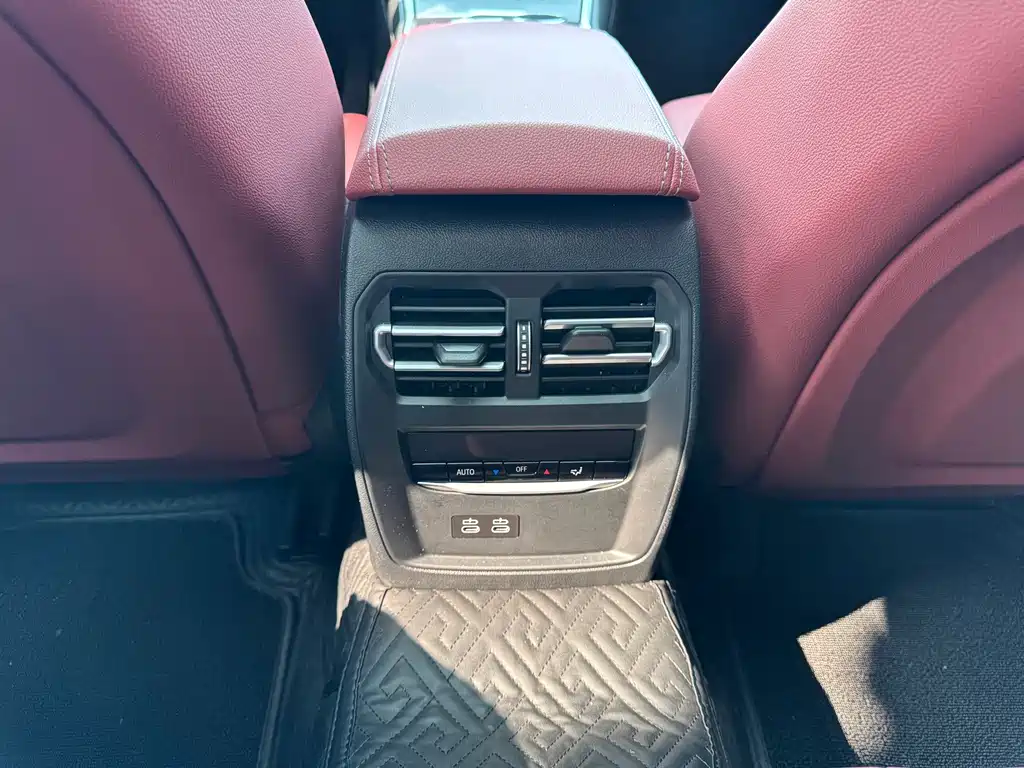 BMW 3 Series — миниатюра 13