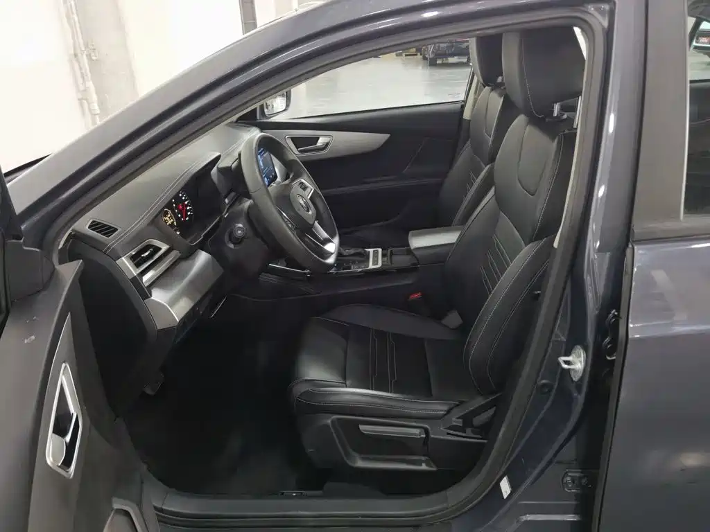 BYD Qin — миниатюра 10