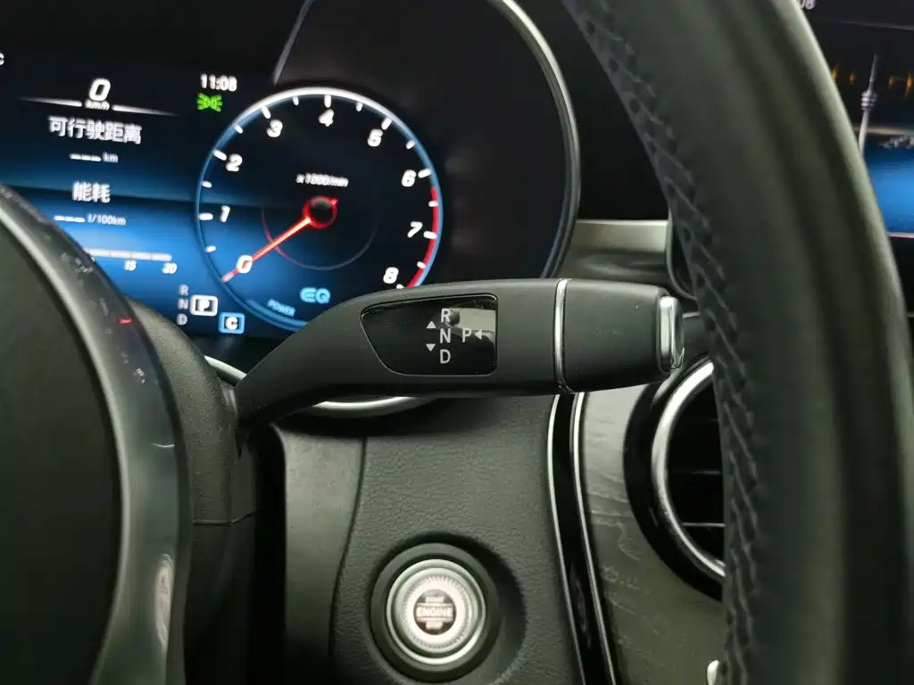 Mercedes-Benz C-Class — миниатюра 13