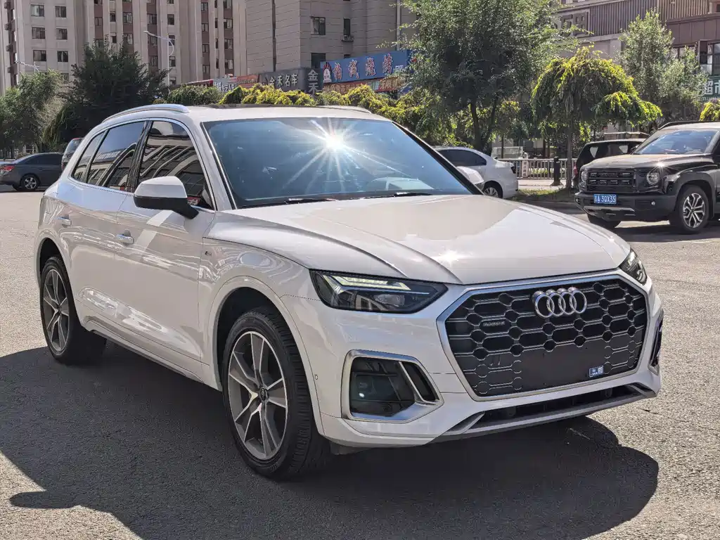 Audi Q5L — миниатюра 3