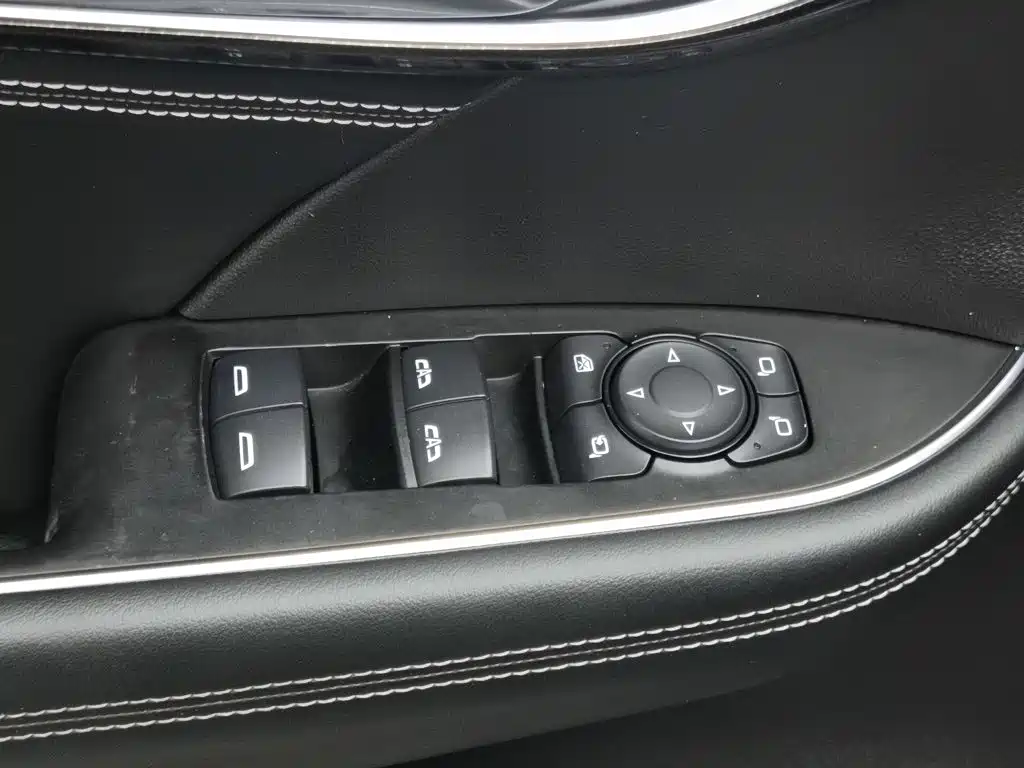 Buick Envision S — миниатюра 9