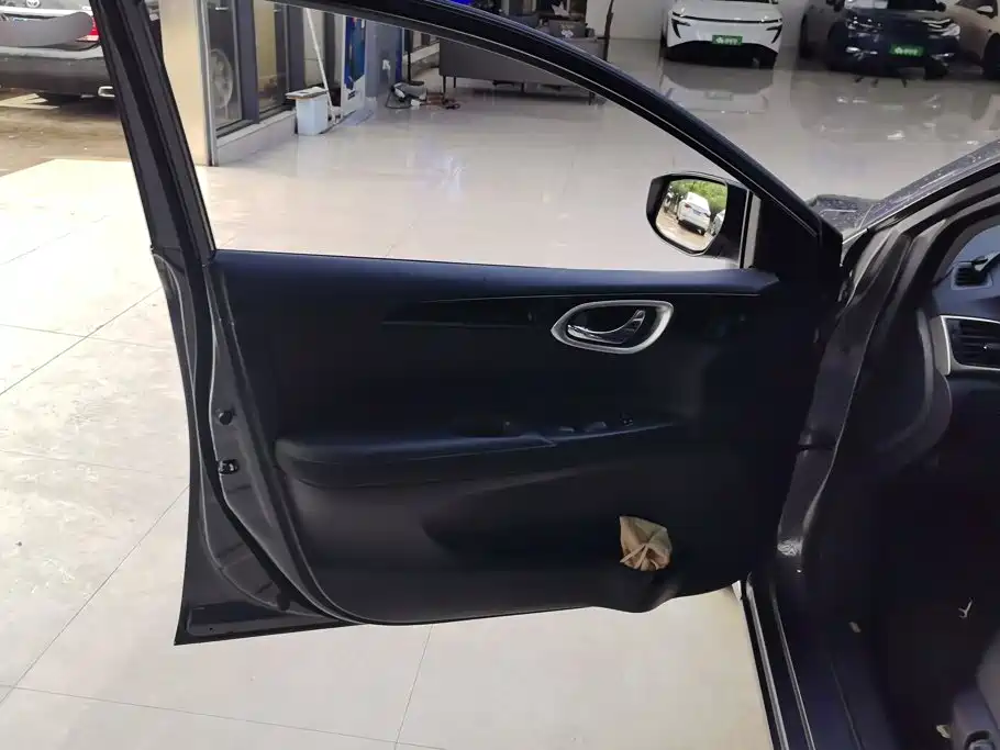 Nissan Sylphy — миниатюра 7