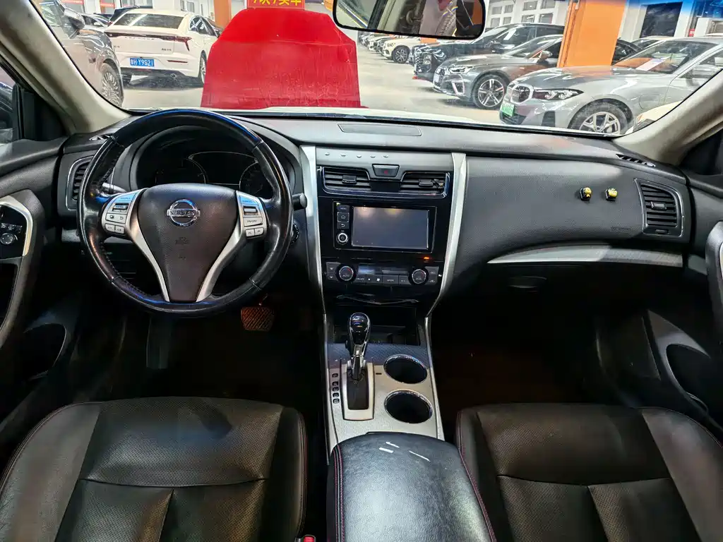 Nissan Teana — миниатюра 4