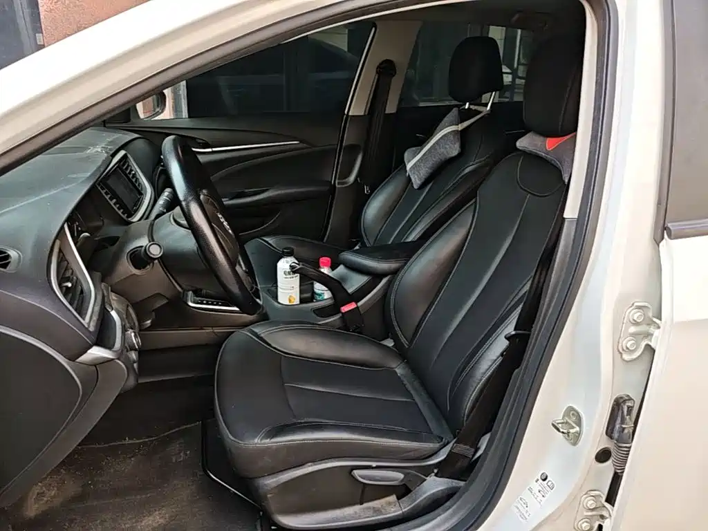 Buick Excelle — миниатюра 15