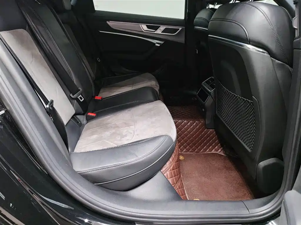 Audi A6L — миниатюра 7