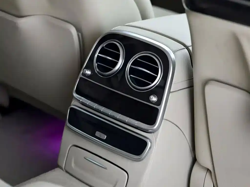 Mercedes-Benz S-Class — миниатюра 5