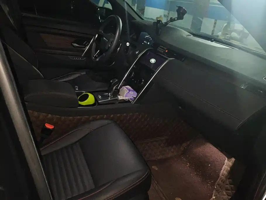 Land Rover Discovery Sport Hybrid — миниатюра 8