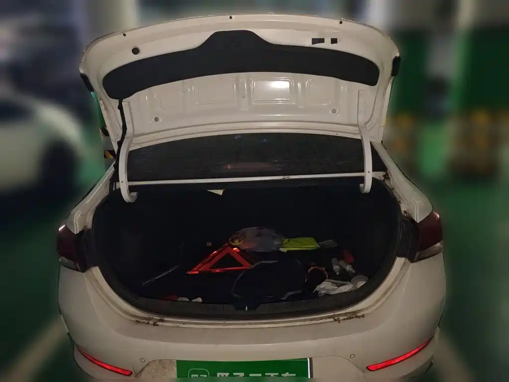 Hyundai Verna — миниатюра 15
