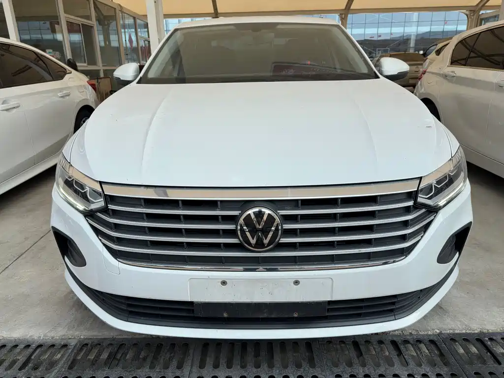 Volkswagen Lavida — миниатюра 2