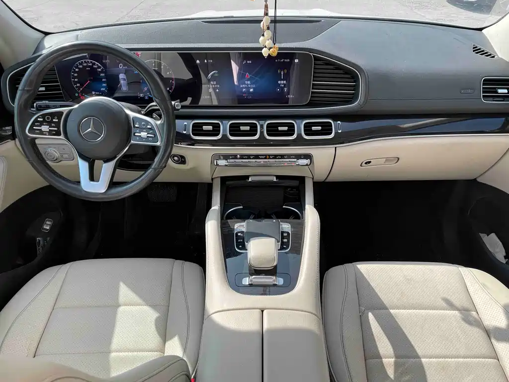 Mercedes-Benz GLE (Import) — миниатюра 7