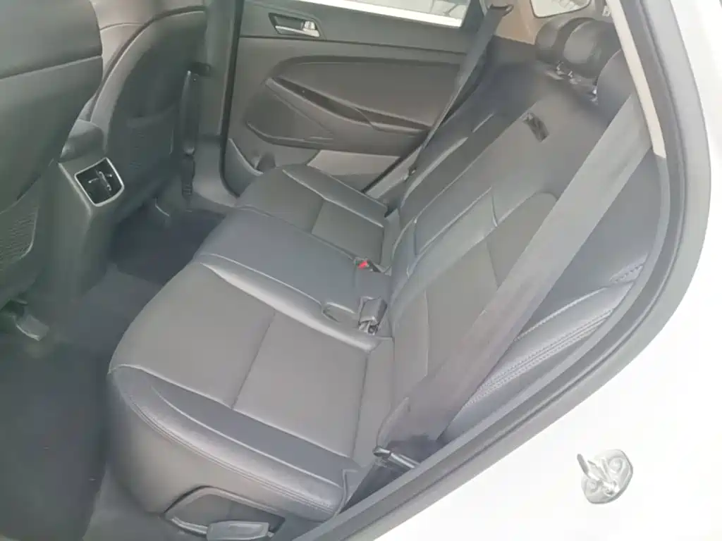 Hyundai Tucson — миниатюра 17