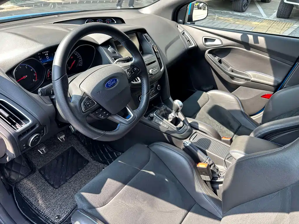 Ford Focus (Import) — миниатюра 12