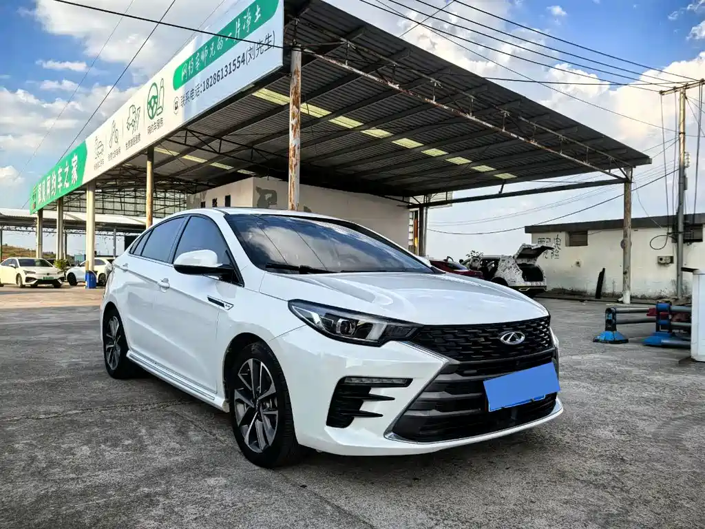 Chery Arrizo 5 PLUS — миниатюра 3