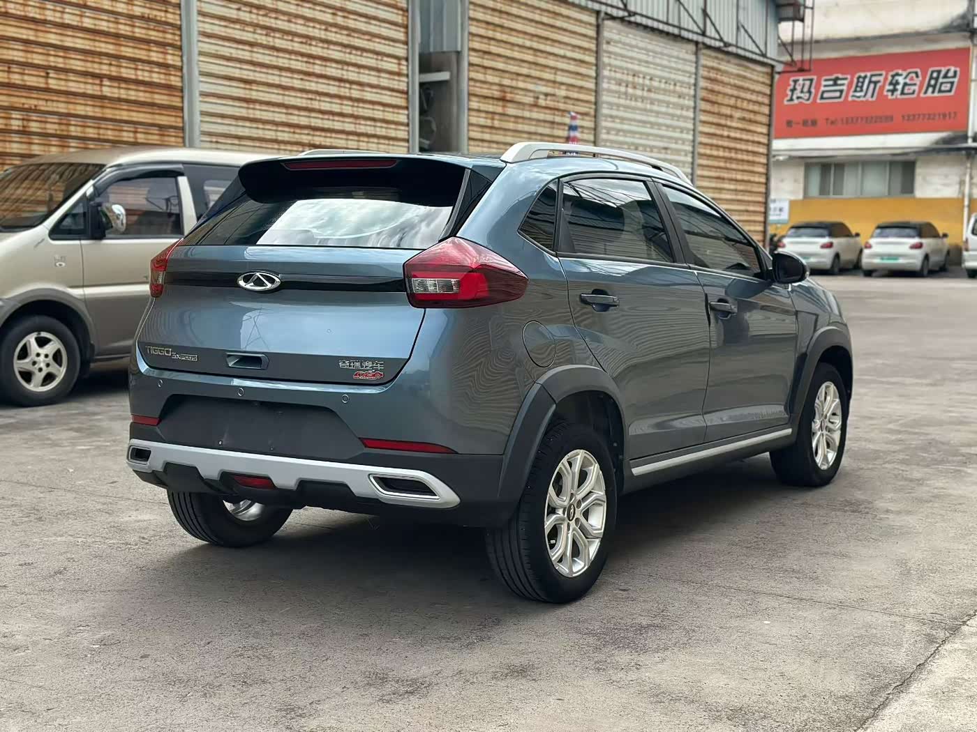 CHERY Tiggo 3x 1.5 л 2021 г. Голубой, пробег 43000 км