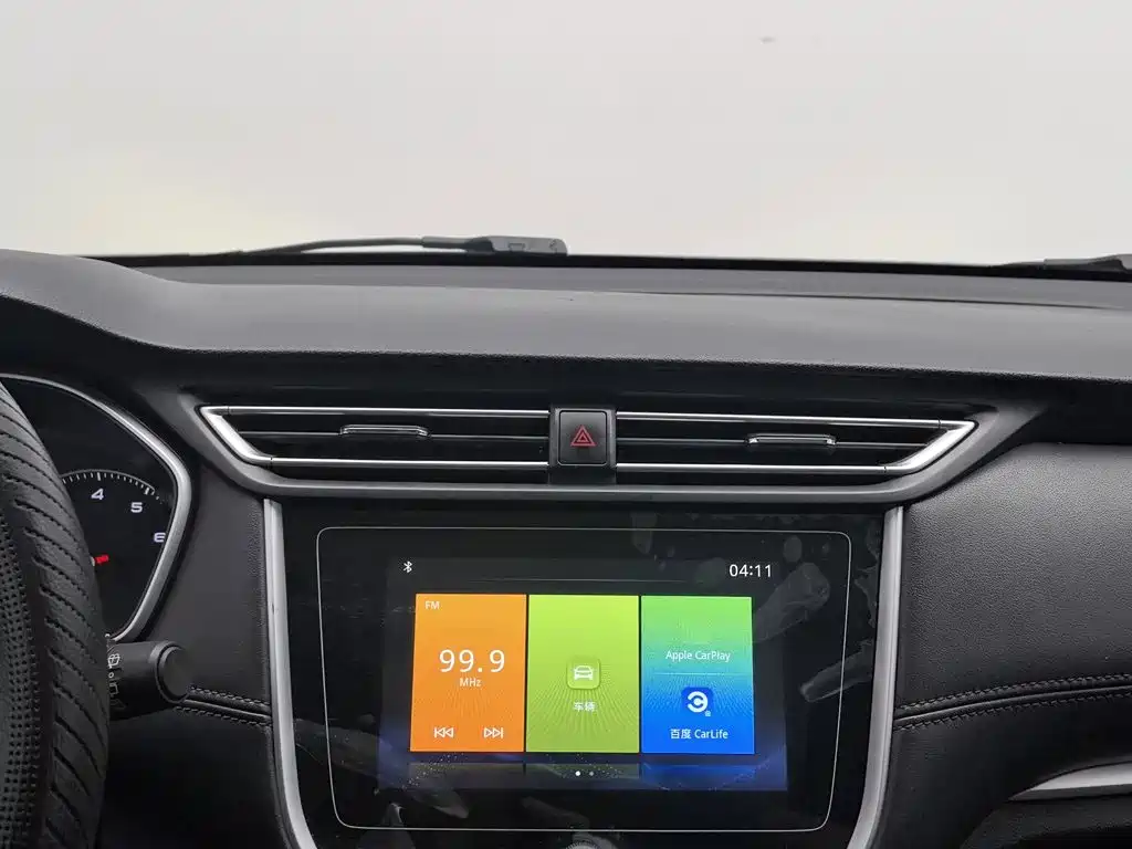 Roewe RX3 — миниатюра 12