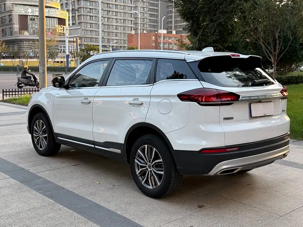Geely Boyue — миниатюра 6