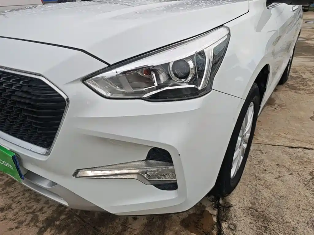 Haval M6 — миниатюра 24