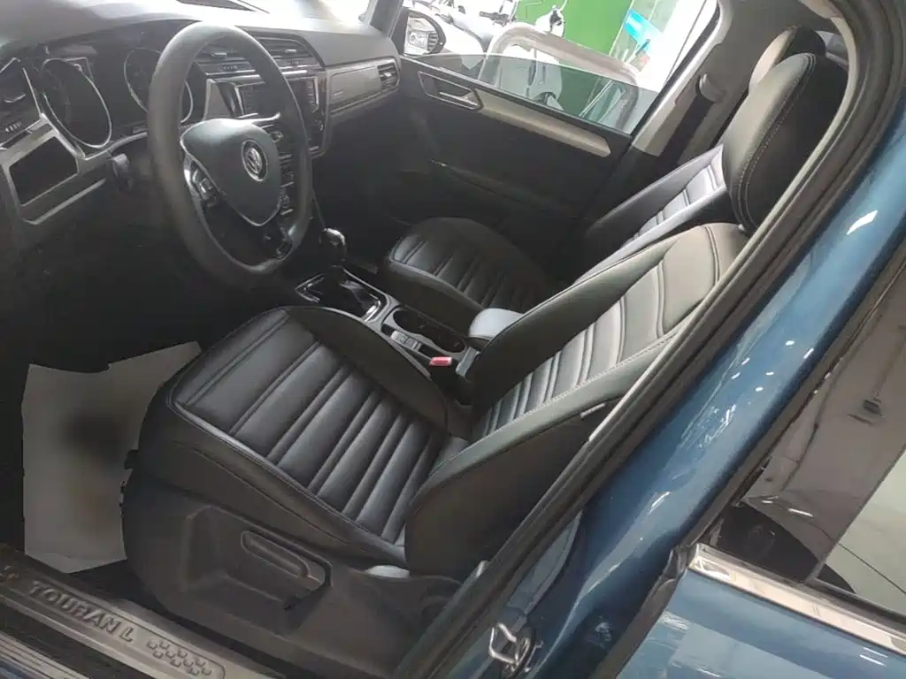 Volkswagen Touran — миниатюра 15