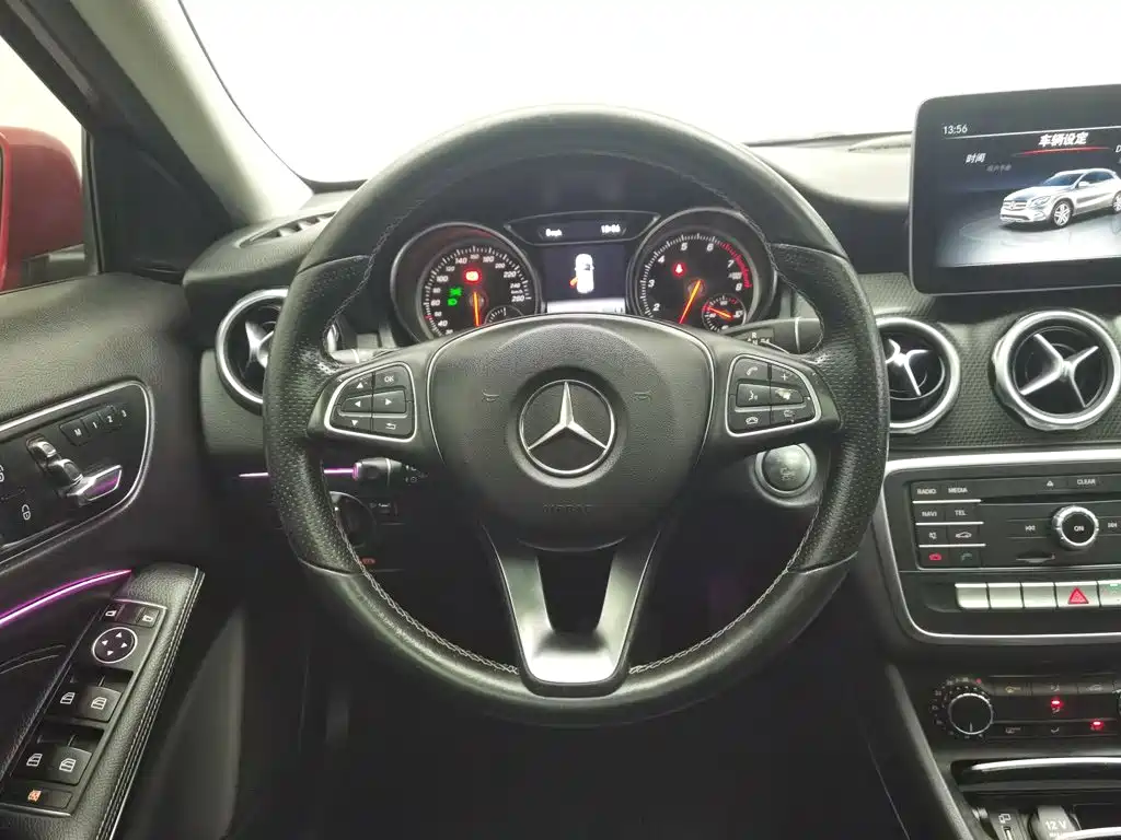 Mercedes-Benz GLA — миниатюра 11