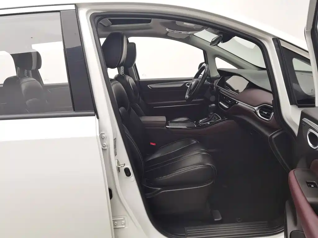 GAC Motor Trumpchi M6 — миниатюра 23