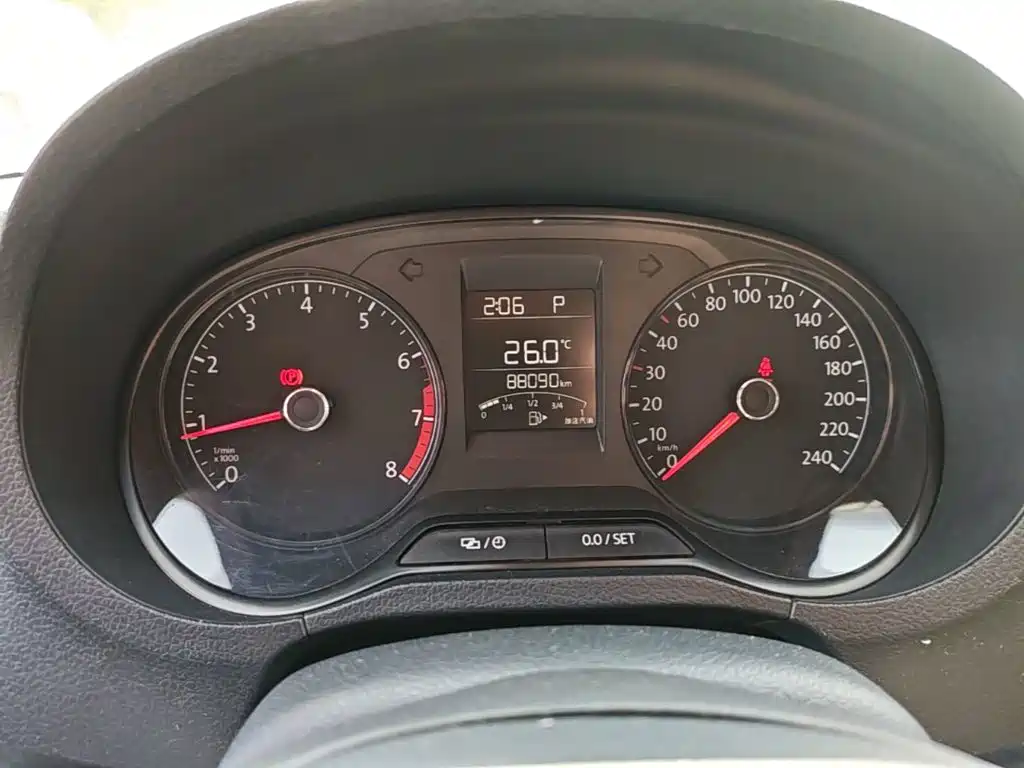 Volkswagen Polo — миниатюра 12