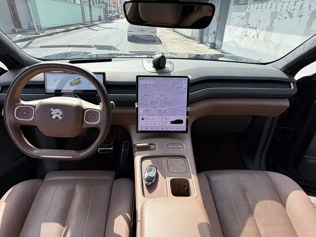 NIO ES8 — миниатюра 6