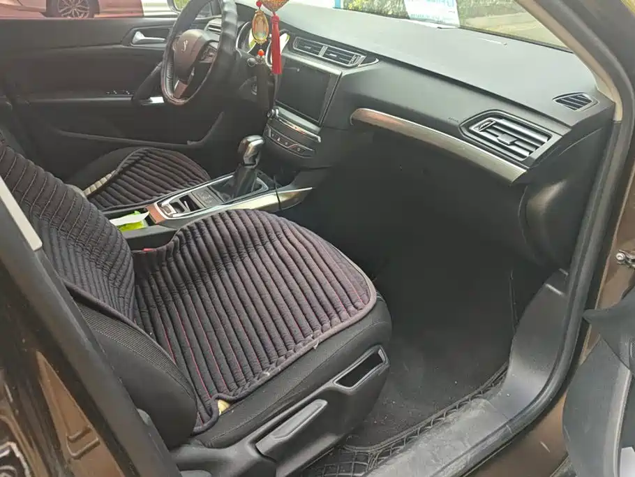 Peugeot 408 — миниатюра 8