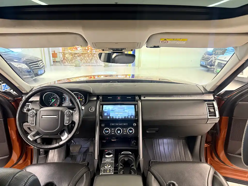 Land Rover Discovery — миниатюра 17