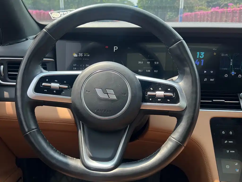 Li Auto Li ONE — миниатюра 15