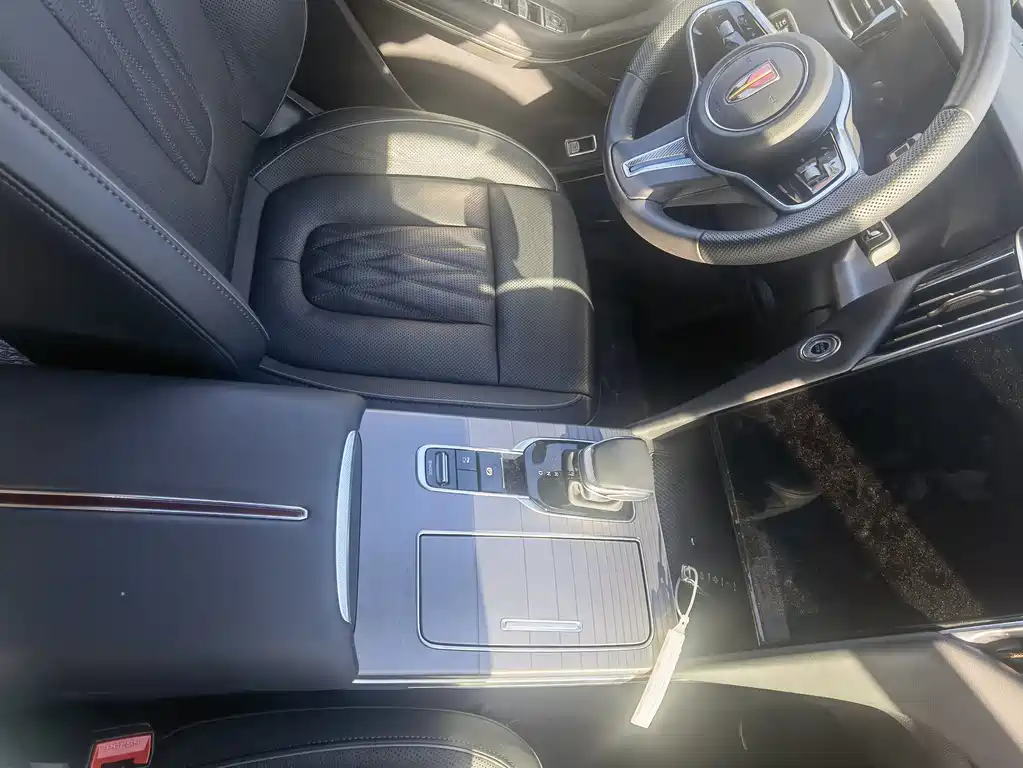 Hongqi HONGQI HS7 PHEV