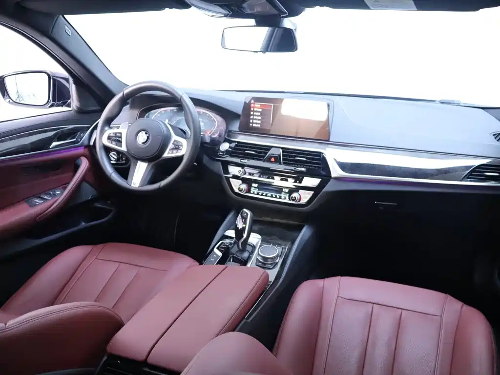 BMW 5 Series — миниатюра 20