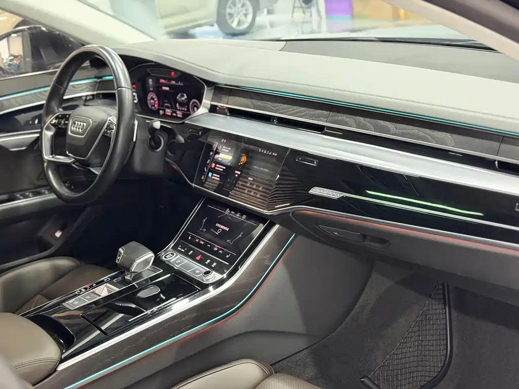 Audi A8 — миниатюра 13