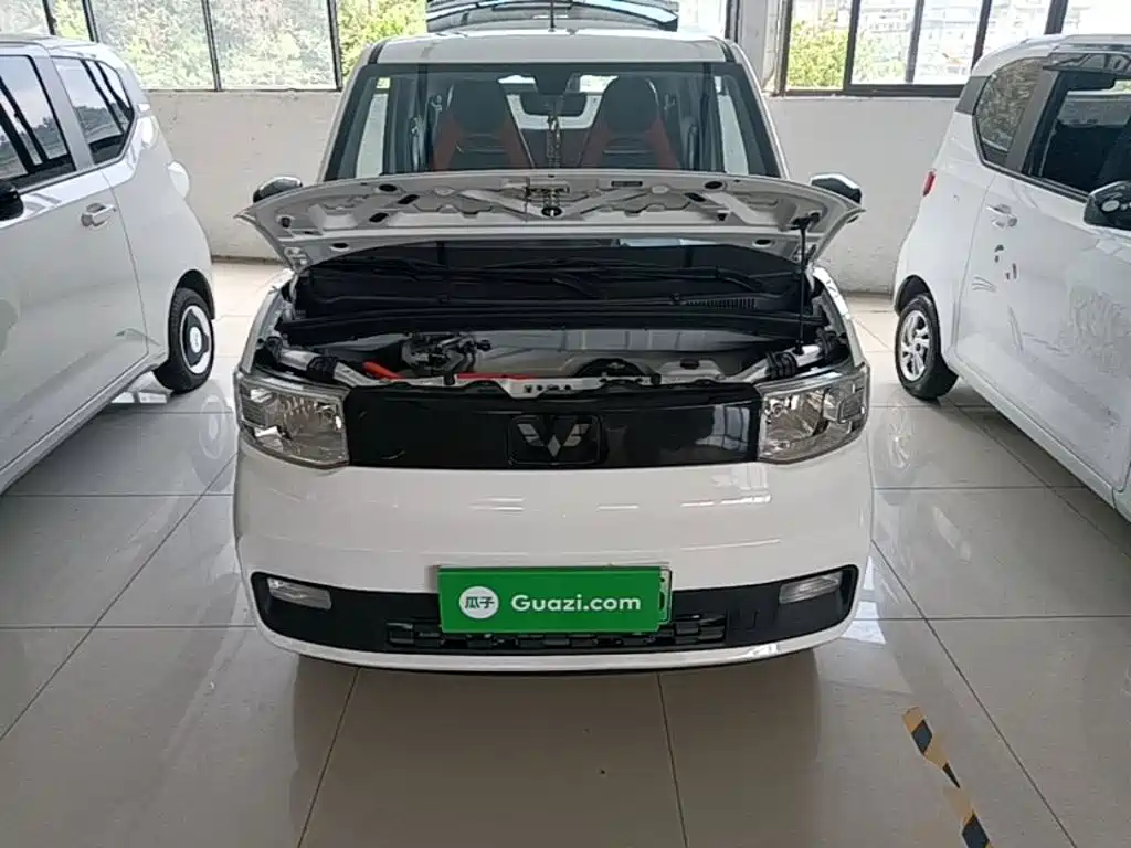 Wuling MINIEV — миниатюра 20