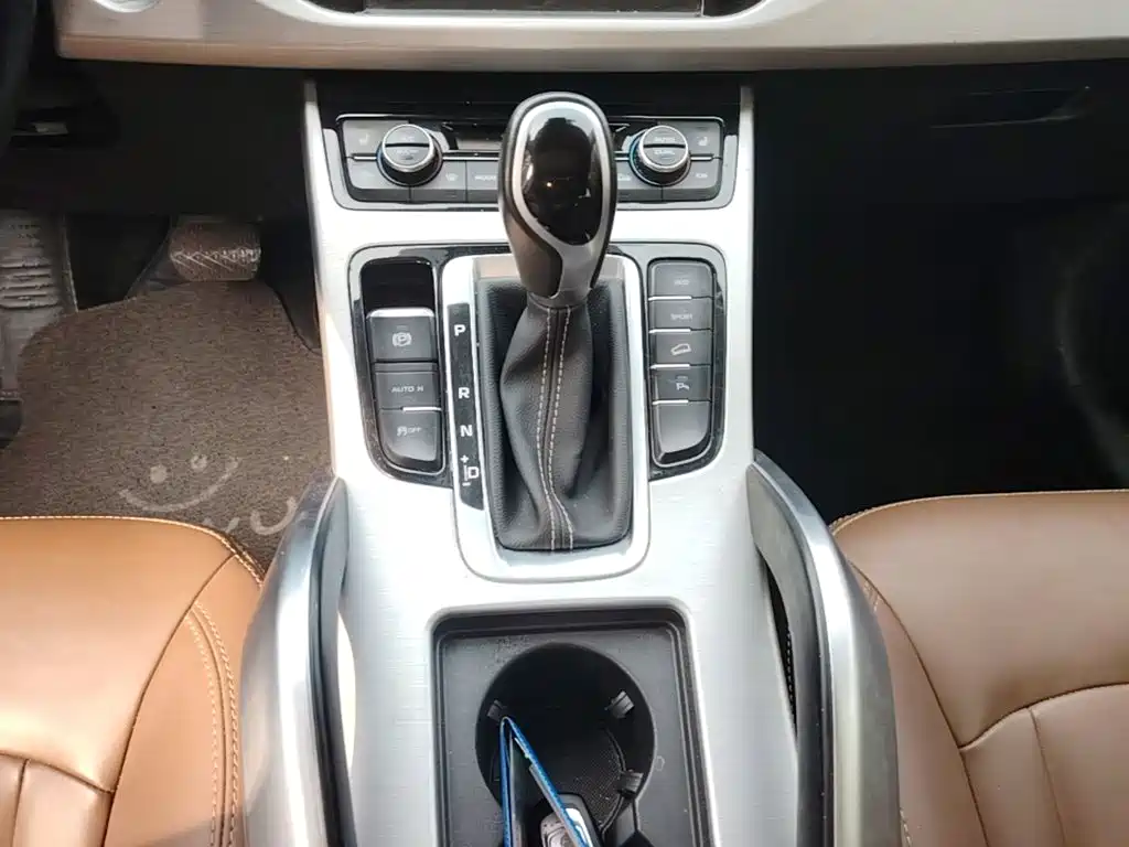 Geely Boyue — миниатюра 14