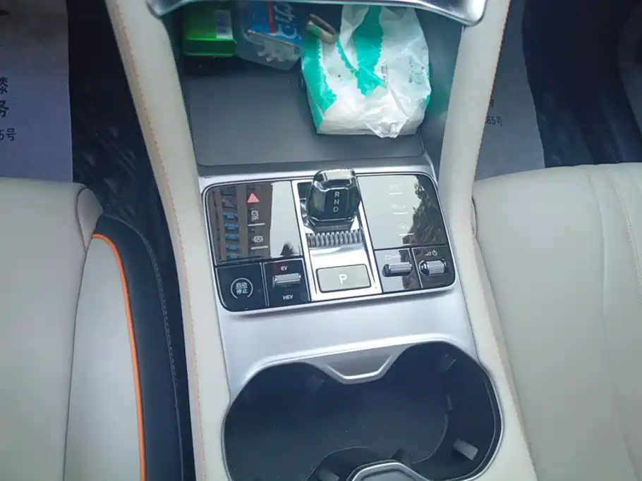 BYD PLUS New Energy — миниатюра 16