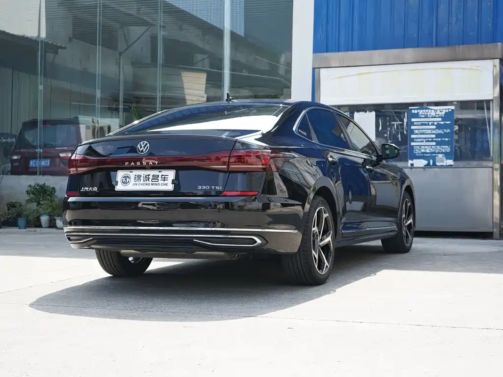 Volkswagen Passat — миниатюра 9