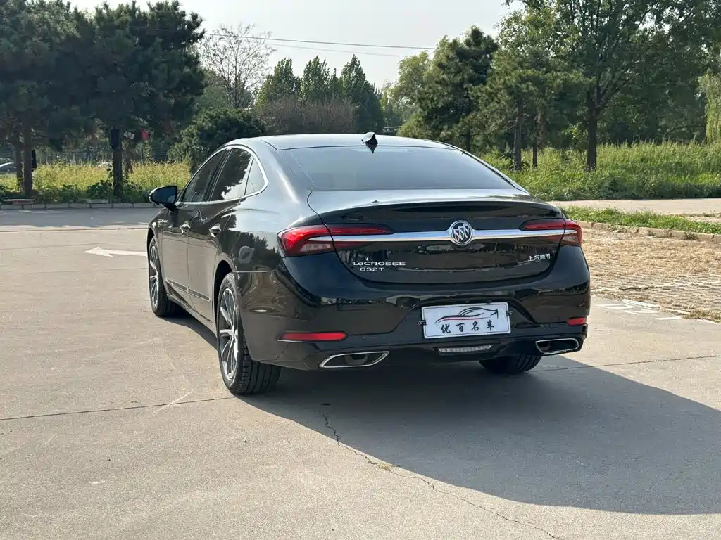 Buick LaCrosse — миниатюра 4