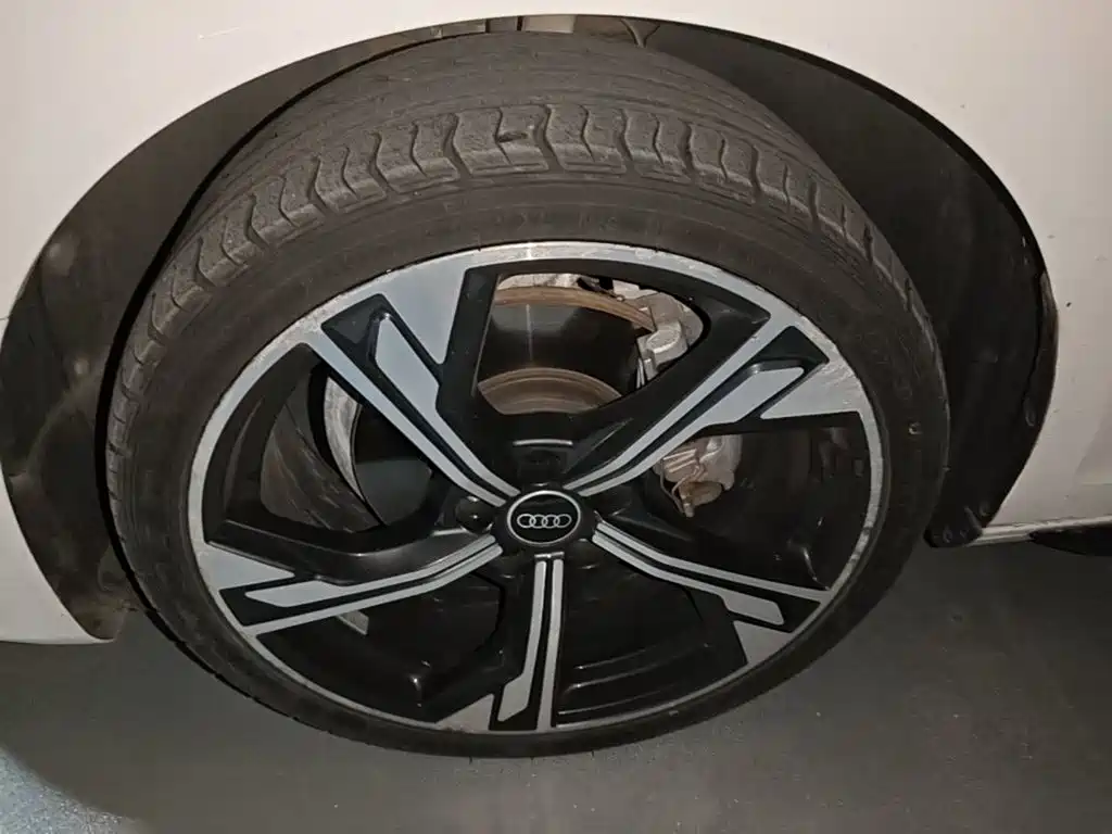 Audi A4L — миниатюра 23