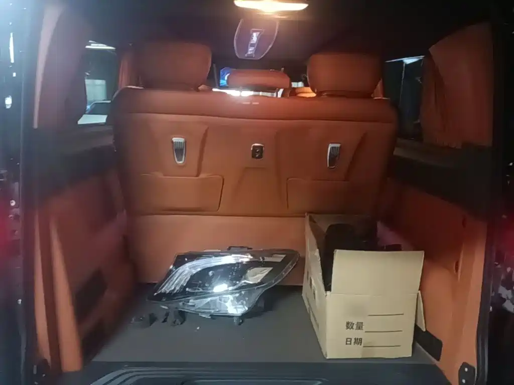 Mercedes-Benz Vito — миниатюра 19