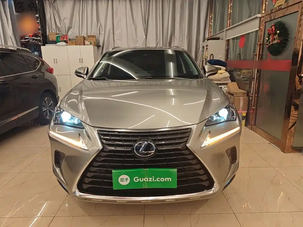 Lexus NX — миниатюра 3