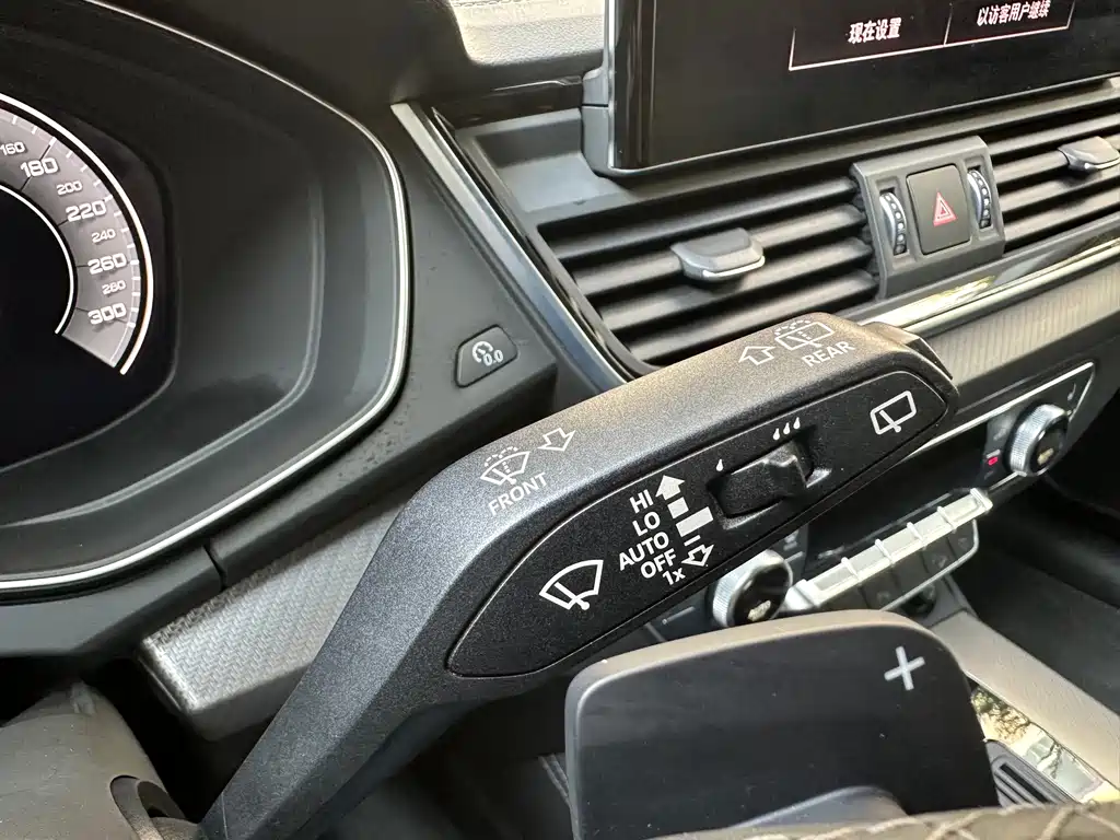 Audi Q5L — миниатюра 8