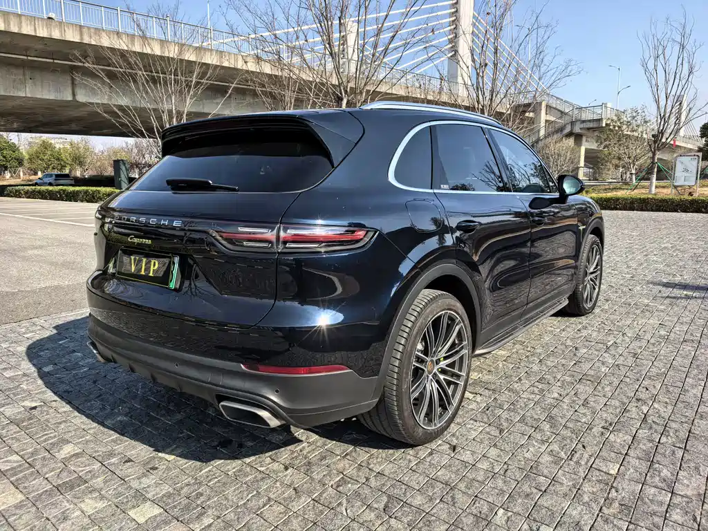 PORSCHE CAYENNE NEW ENERGY