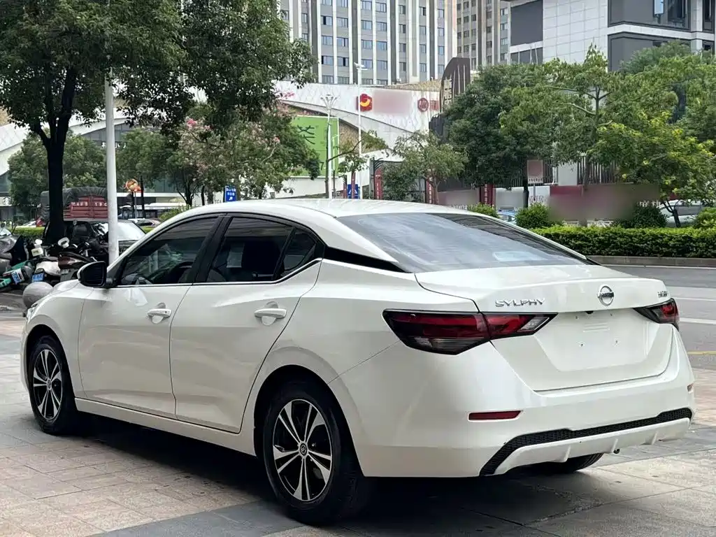 Nissan Sylphy — миниатюра 11