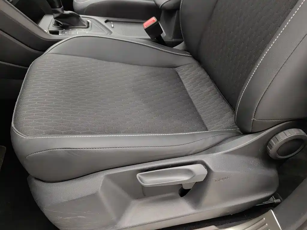 Volkswagen Tiguan L — миниатюра 20