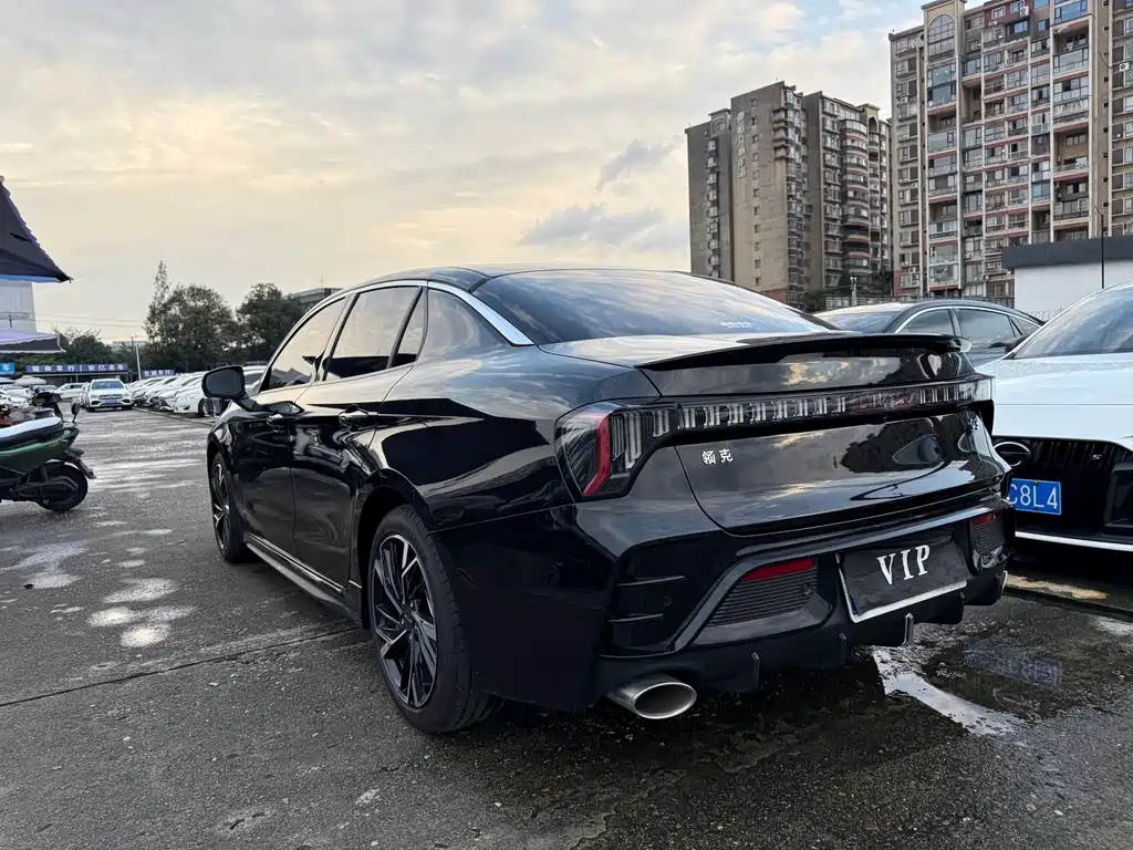 Lynk & Co 03 — миниатюра 14