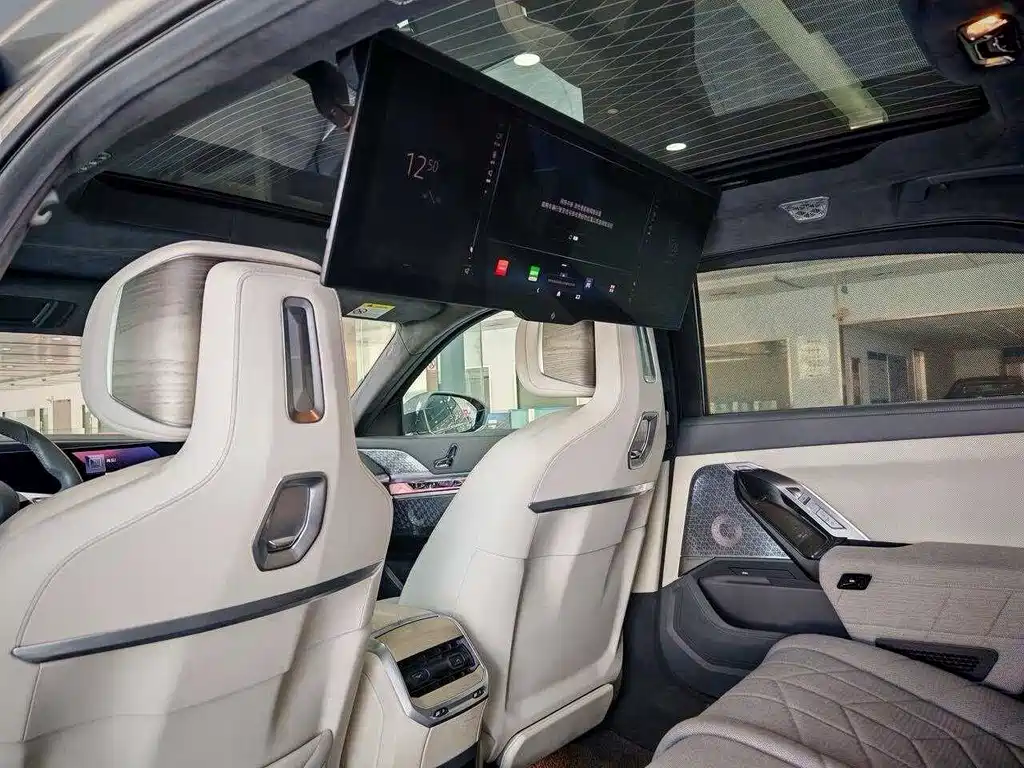 BMW i7 — миниатюра 19